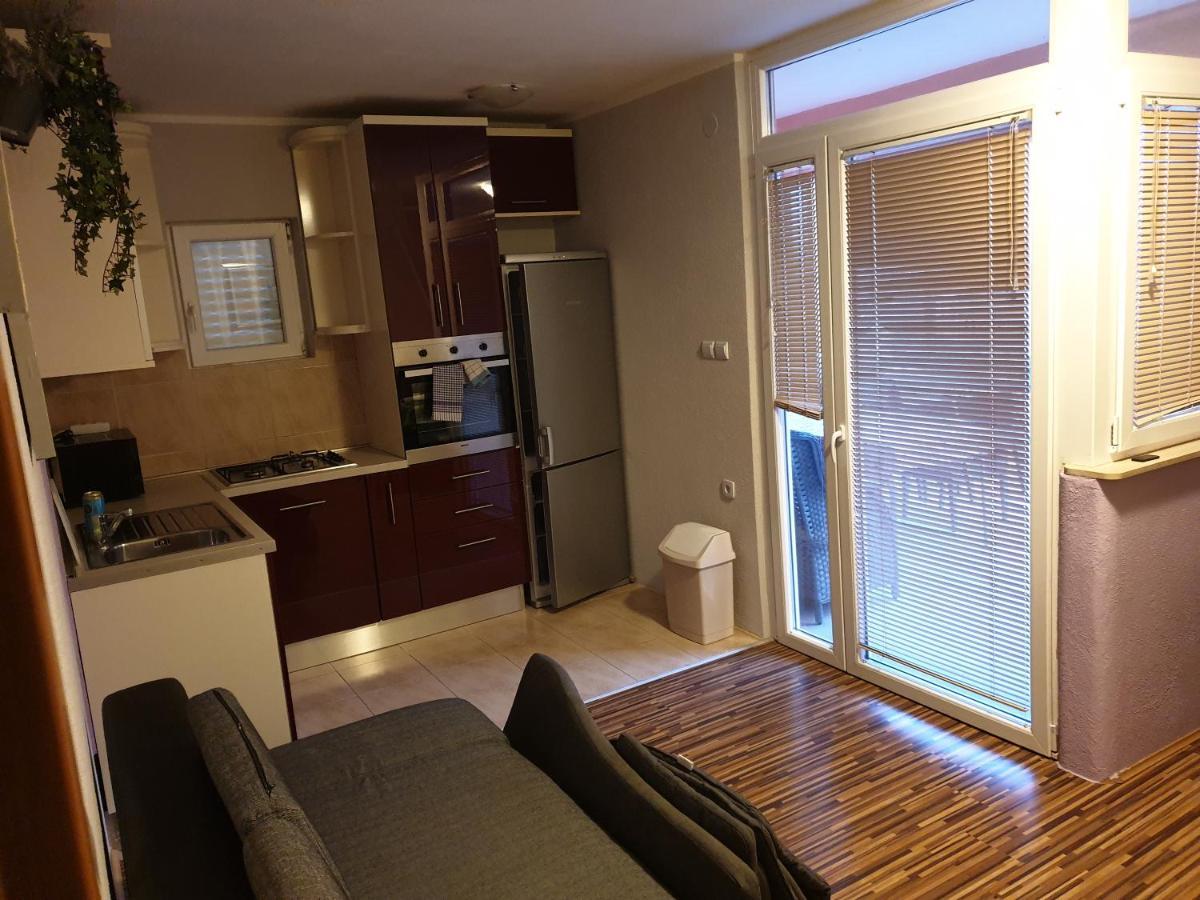 Apartments Mima Kastela Exterior photo