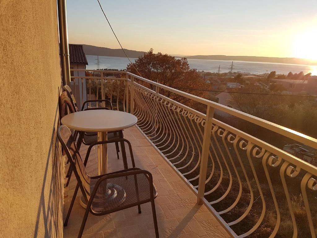 Apartments Mima Kastela Exterior photo